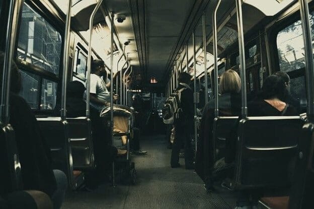 bus 1868507 640 1