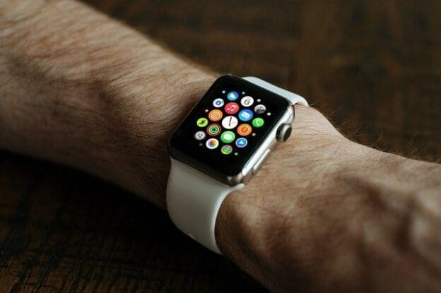 smart watch 821559 640 1