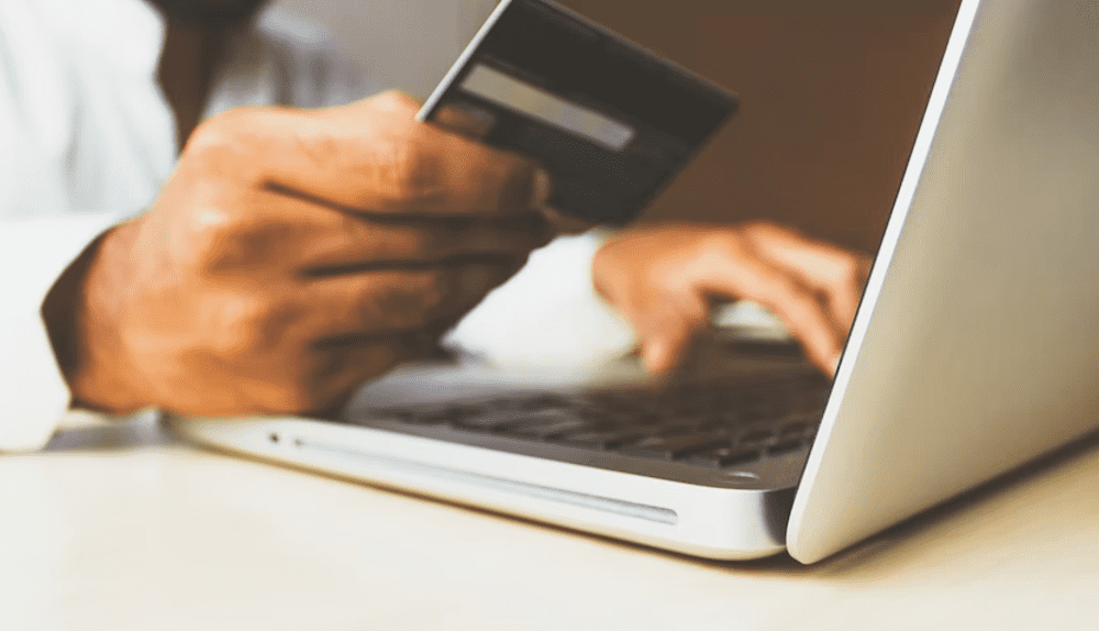 transactions Difference Between High-Risk and Low-Risk Transaction